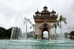 L’architecture coloniale à Vientiane : Héritage et influence française